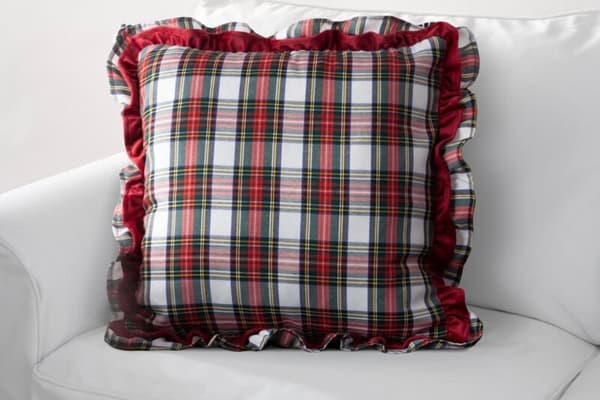 IGA KUDDVALL 45 X 45 CM MÖRKGRÖN