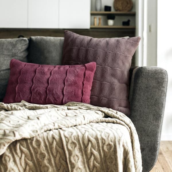TYYNYLIINA RABID 05 45 X 45 CM BURGUNDY