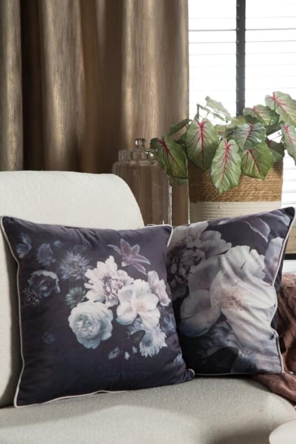 KUDDVALL SAMMET 133 45 X 45 CM SVART