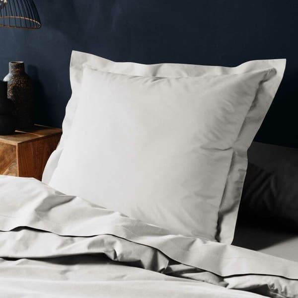 Örngott - 100% bomull - Vit - 63x63 cm - Tvättbar - Enfärgad