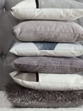 Miniatyrbillede 4 af 7: Pyntepuder Grå Polyester Sæt 45 x 45 cm Små Flotte Bløde Firkantede Sofapuder til Stuen Tekstureret Rillet Pude til Sengen Boho Retro Tilbehør