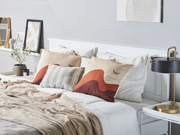 Pyntepuder Flerfarvet Sæt 45 x 45 cm Dekorative Små Firkantede Sofapuder i Bølge Mønster Stue Tilbehør Puder til Sengen Design Soveværelse
