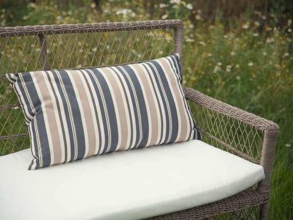 Pyntepuder Blå Beige Polyester Sæt 40 x 70 cm Små Aflange Mønstret Havepuder med Striber til Terrasse Vejr Bestandig Aftagelig Betræk