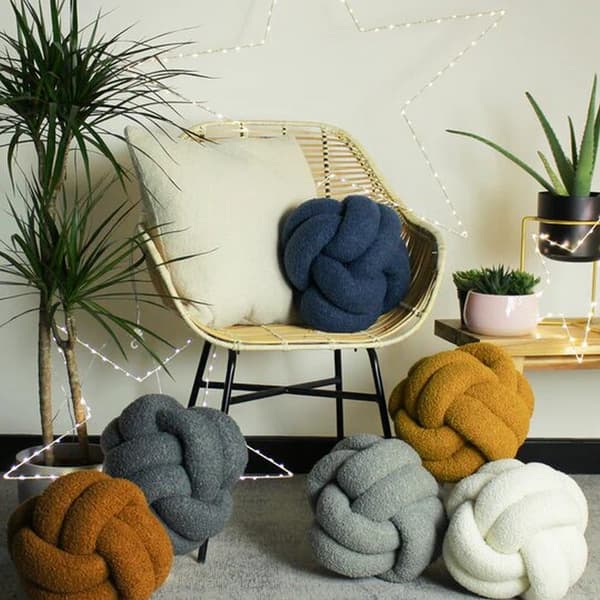 Furn Boucle Fleece Knotted Cushion