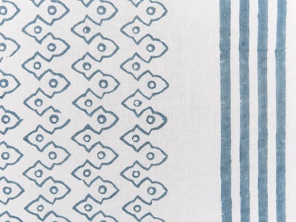 Pyntepude Hvid og Blå Bomuld 45 x 45 cm Geometrisk Mønster Bloktrykt Boho Dekorationstilbehør