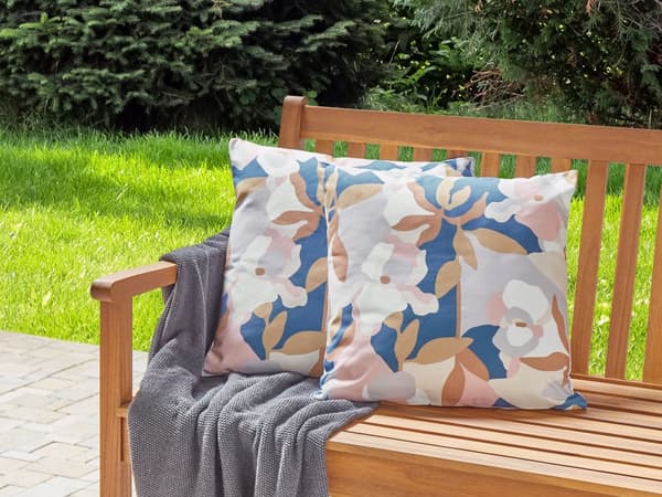 Udendørs Puder Multifarvet Polyester 45 x 45 cm Sæt af 2 Firkantede Udendørspuder til Havemøbler Blomstermønster Vandtæt Design