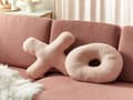 Miniatyrbillede 2 af 8: 2 pyntepuder bogstaver pink teddy stofpuder i form af bogstaver XO