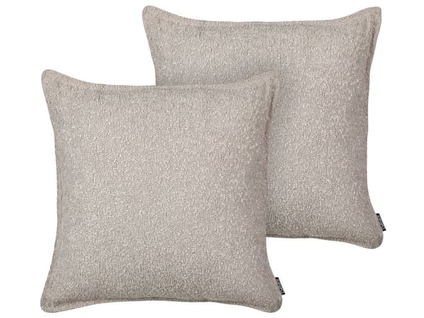 2 pyntepuder i beige teddystof med ensartet mønster