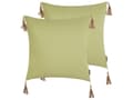 Miniatyrbillede 1 af 6: Pyntepude Grøn Polyester 45 x 45 cm Sæt af 2 Firkantede Sofapuder til Stuen Lækre Puder til Sofaen og Sengen Puder med Kvaster