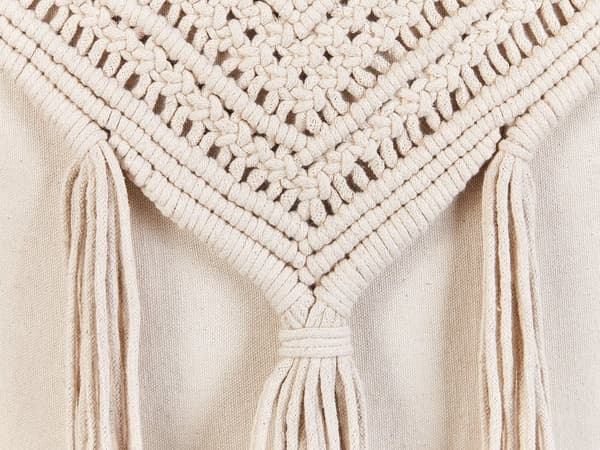 Sæt med 2 puder beige makramé i bomuld 45 x 45 cm med kvaster Boho Retro Stil boligtilbehør