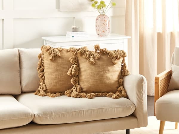 Koristetyyny hiekanbeige puuvilla kangas 45 x 45 cm 2 kpl neliö hapsut boho tyyli