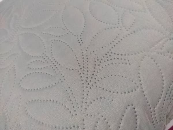 BONA dekorativt pudebetræk 45x45 quiltede sølvblomster