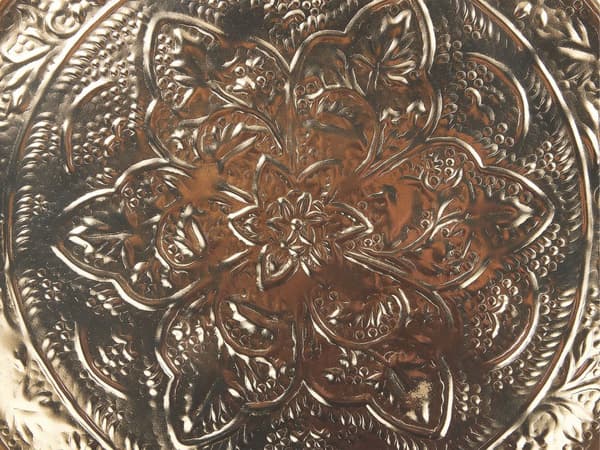 Serveringsfade Guld Metal Aluminium Sæt af 2 ø 40 / 32 cm Runde Dekorative Fade Bordpynt til Spisebord til Spisestue Tilbehør Pyntebakker