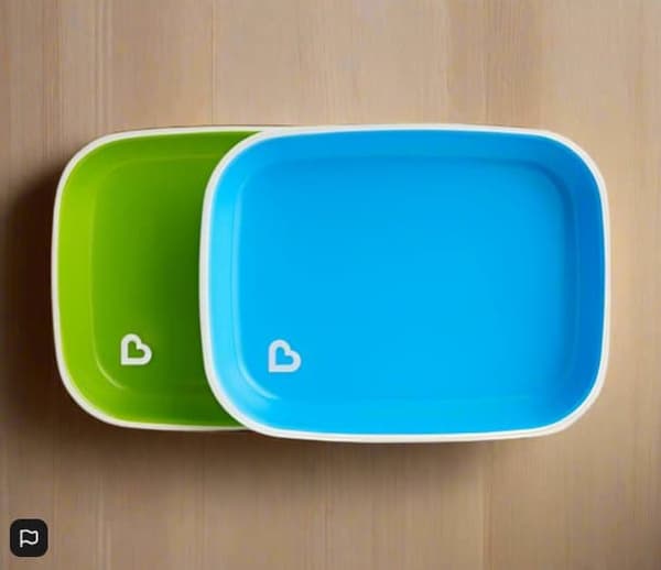 Munchkin Splash Plates 2 Pack With Grip 1 Blue And 1 Green