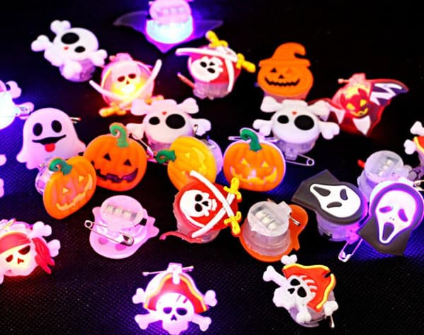 Halloween - lysende broche - lysende broche - 3-pak - Cosplay