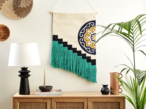 Seinäkoriste monivärinen 56 x 80 cm puuvilla käsintehty hapsut seinävaate boho perinteinen