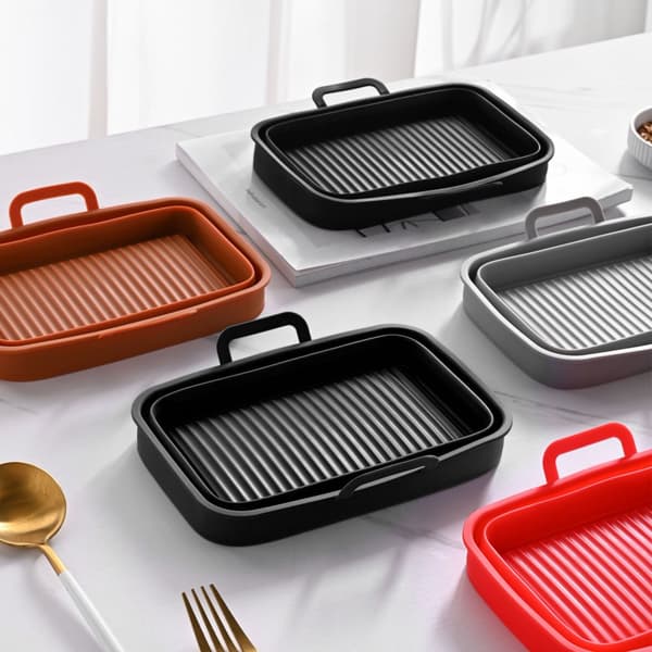 INF Taitettava neliön muotoinen Air Fryer silikonimuotti 19,5x12,7x7 cm Musta