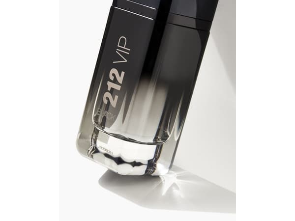 Carolina Herrera 212 VIP Black Eau De Parfum 100 ml (man)