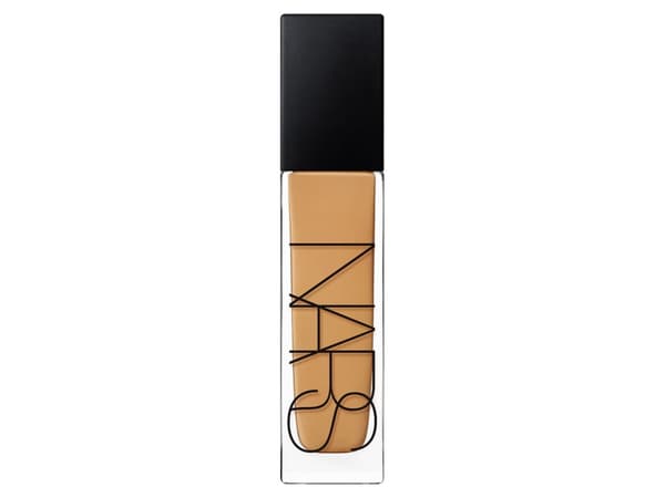Nars Natural Radiant Longwear Foundation - Dame - 30 ml