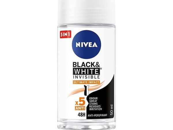 Nivea Nivea Deodorant BLACK & WHITE INVISIBLE Ultimate Impact 5in1 roll-on 50ml