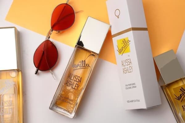 Alyssa Ashley Vanilla EDT W 100 ml