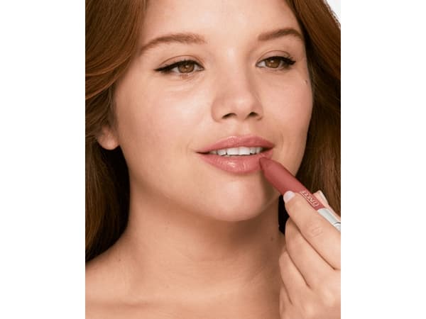 CLINIQUE CHUBBY STICK MOISTURISING LIP COLOUR BALM 25 CURVIEST CARMEL 3g