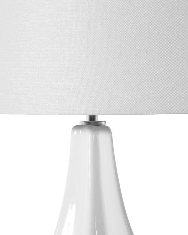 Pöytävalaisin valkoinen 32 x 60 x 32 cm posliinijalka keinosilkki varjostin max 60W