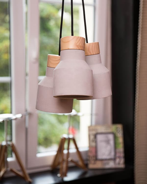 Pendellampe Grå Lyst tre Betong 3 lampeskjermer Industriell stil Stemningsfull belysning Taklampe