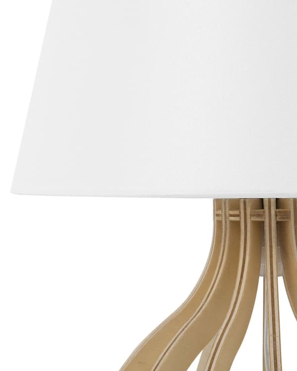 Bordlampe med Lyst Tre Sokkel og Hvit Lampeskjerm Stoff Moderne Design
