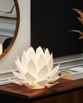 Miniatyrbilde 2 av 9: Bordlampe hvit plast 30H cm dekorativ blomsterformet minimalistisk