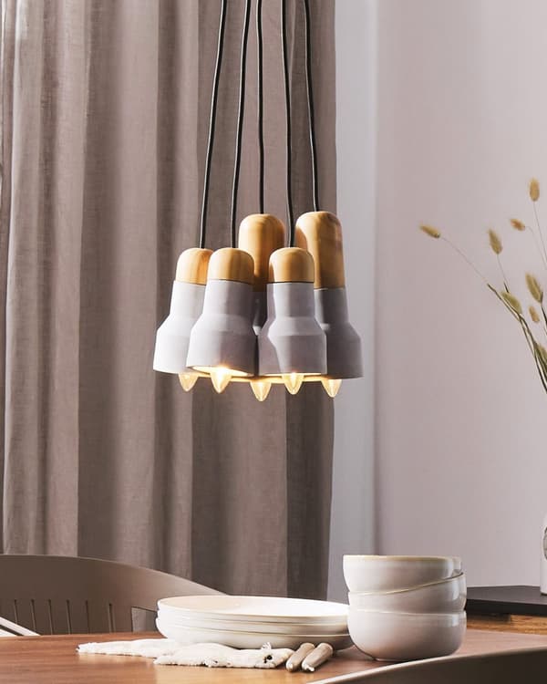 Pendellampe Grå Lyst tre Betong Klyngependel med 5 lys Moderne design Industriell stil Belysning Dekorasjon
