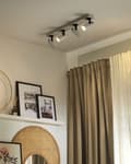 Miniatyrbilde 2 av 9: Taklampe Svart Hvit Metall 4 Lysskjermer Justerbar Lys Moderne