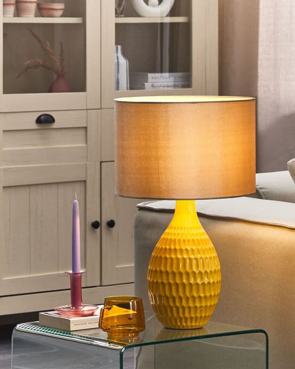Bordlampe Gul Keramikk 54 cm Retro Nattlysskjerm Preget blank Soverom Stue