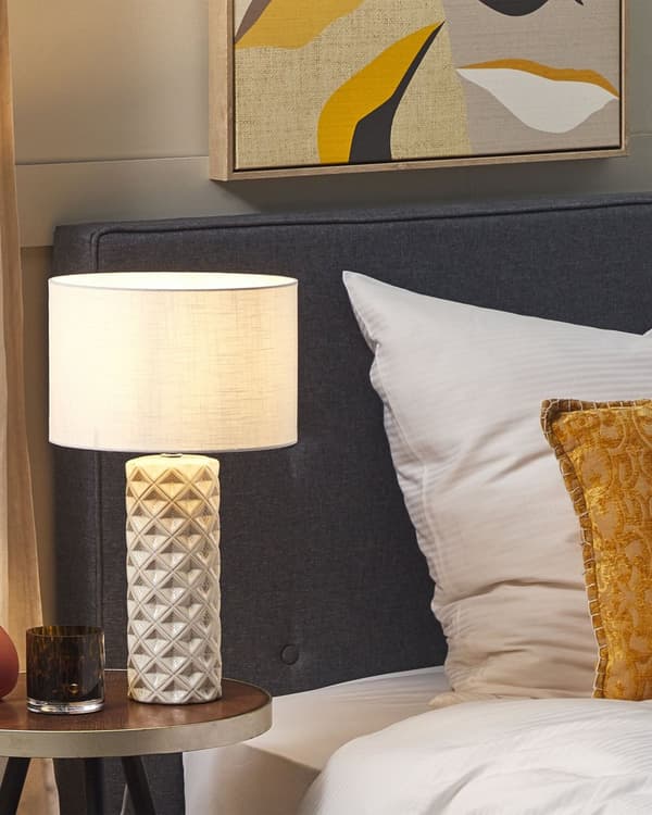 Bordlampe Lys Beige Keramikk 49 cm Geometrisk Mønster Hvit Stue Soveromsbelysning