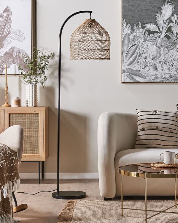 Gulvlampe natur beige metall rotting lampeskjerm 165 cm boho belysning stue