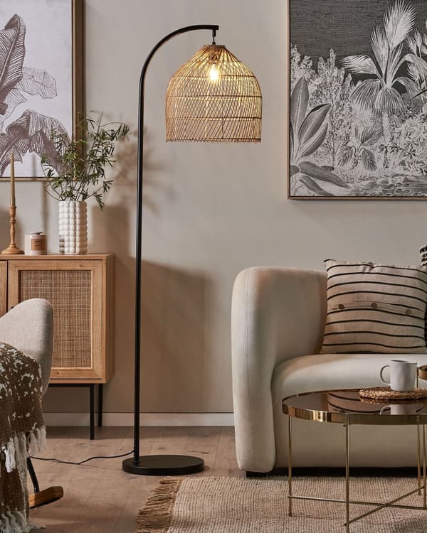Gulvlampe natur beige metall rotting lampeskjerm 165 cm boho belysning stue