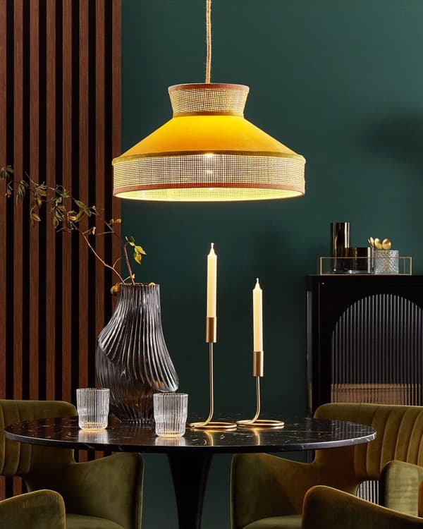 Pendant Lampe Natural Gul Rattan Velour Skærm Boho Stil