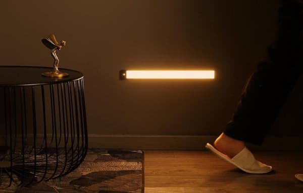 Yeelight Closet Light YLCG006 LED bevægelsessensor garderobelys 60 cm 2700K (sølv)