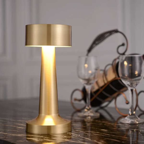 Retro oppladbar bordlampe med metalldimmer gull