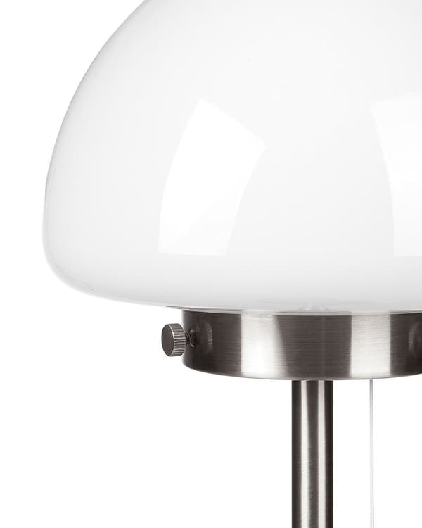 Bordlampe Sølv Metal Base Glas Skærm Træk Kontakt Minimalistisk Stil Hjemmekontor Lys