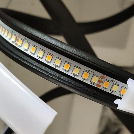 MODERNE LED LOFTSLAMPE + FJERNBETJENING APP823-CP SORT