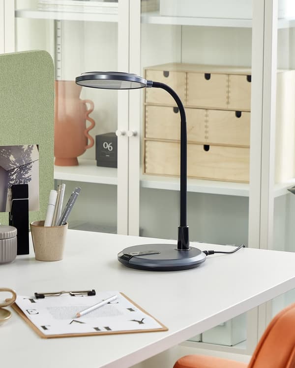 LED Skrivbordslampa Svart Syntetisk Bordslampa Läsning Dator Justerbar Arm Dimmer Färg Temperatur