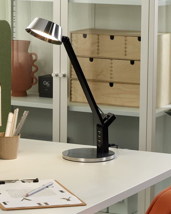 LED-pöytävalaisin hopea 17 x 40 x 17 cm muovi rauta teräs himmennin USB säädettävä moderni
