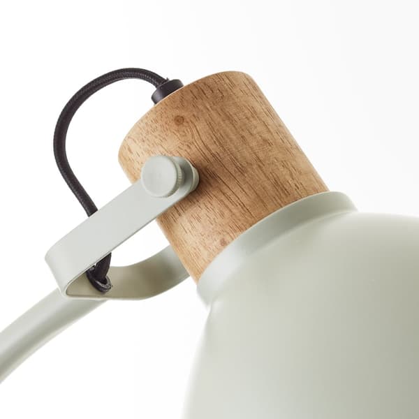 Brilliant Erena golvlampa 1,5m ljusgrön metall/trä pedal  1x A60, E27, 40 W, lämplig för normal lampa (ingår ej)
