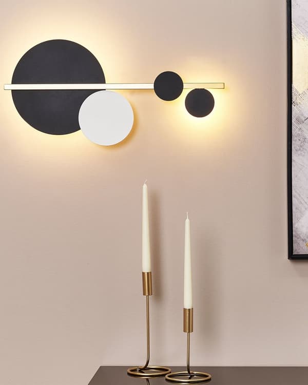 Seinävalaisin musta valkoinen 60 x 29 cm metalli abstrakti integroidut LED-valot art deco