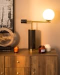 Miniatyrbilde 6 av 11: Bordlampe Svart Gull Marmor Glasskjerm Stue Soverom Moderne