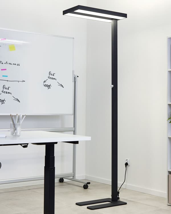Gulvlampe LED Svart Metall h 197 cm Dimmerbryter Moderne Kontor Belysning Stålampe