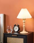 Miniatyrbillede 2 af 9: Bordlampe Lyst Egetræ Bomuld H 39 cm Dekorativ Natbordslampe med Plisseret Lampeskærm Stue Soveværelse Tilbehør Indretning Lampefod i Træ