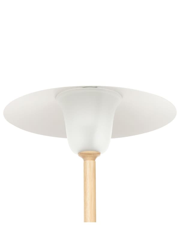 Gulvlampe Hvid metalskærm Egetræsramme Minimalistisk skandinavisk stil