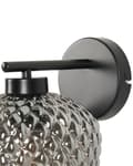 Miniatyrbilde 7 av 9: Vegglampe Grå svart jernsokkel Røykfylt skjerm i glass Enkelt lyspunkt Hjemmetilbehør Belysning